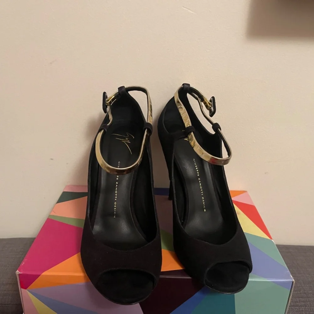 Giuseppe Zanotti heels - Picture 4 of 9